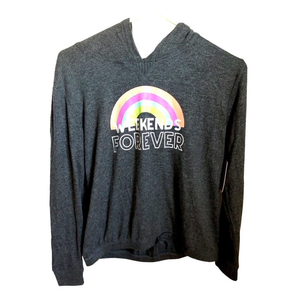 Adorable and super soft sweatshirt with hood!!
